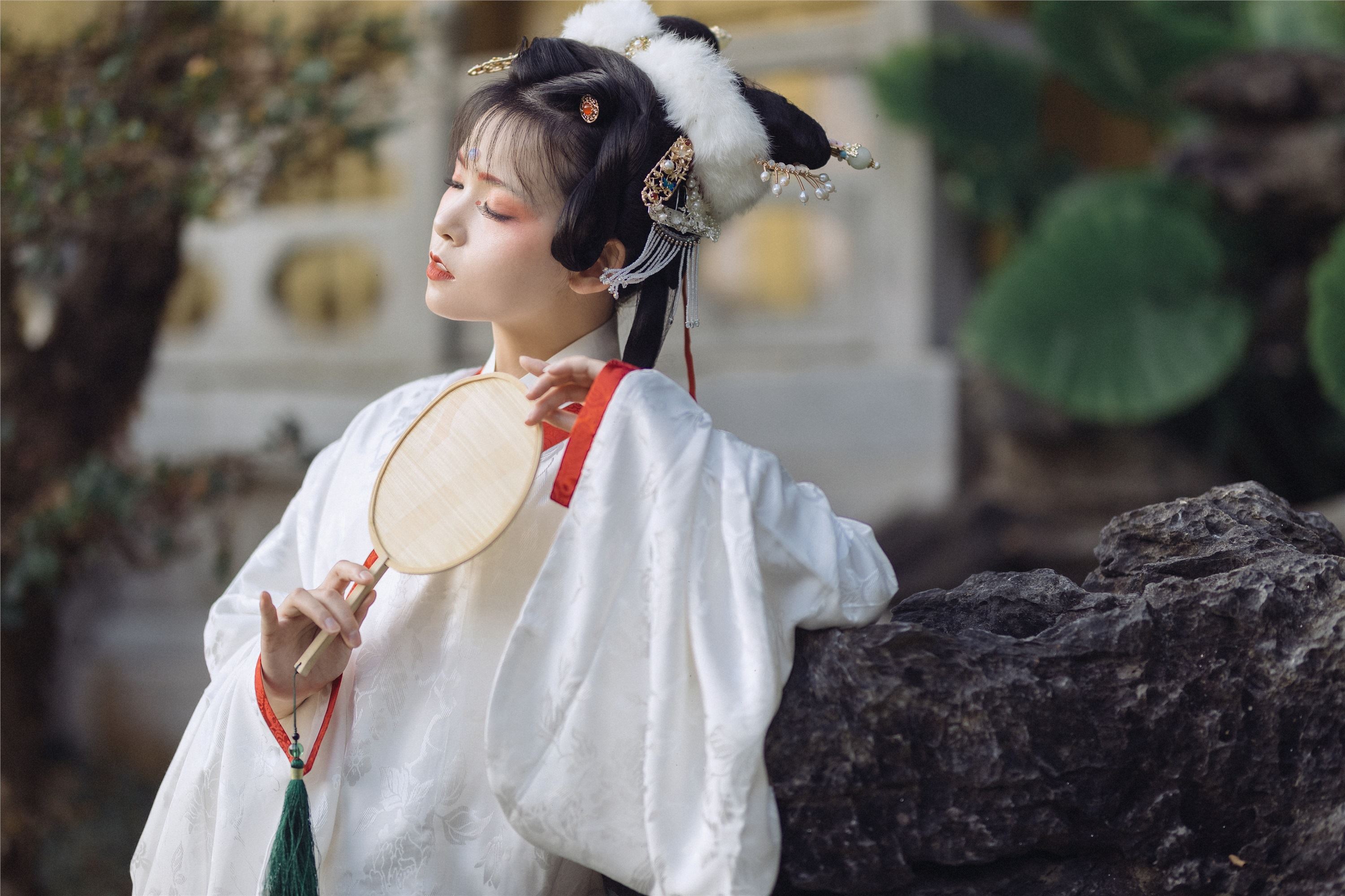 YITUYU艺图语 2021.09.04 茕兔 悠然